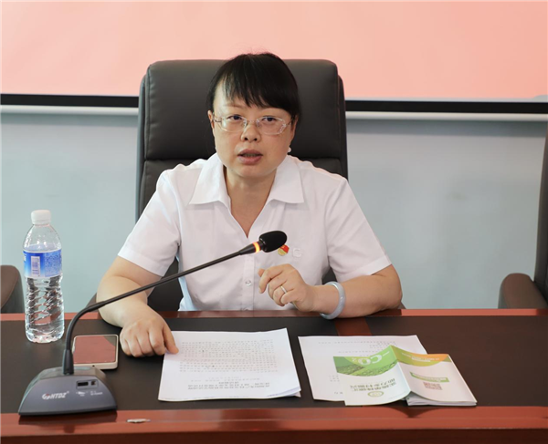 2023-8-31 贵州环交所党支部、坝上村党支部、贵阳产控集团金融务链上企业党支部联合开展主题党日活动5.png