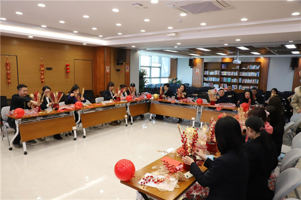 2024-2-4玉兔辞岁展风采 金龙腾飞向未来图片5.png
